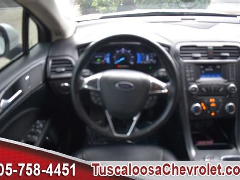 Used 2018 Ford Fusion SE w/ Equipment Group 601A FWD image 26