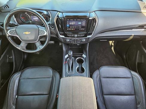 Used 2020 Chevrolet Traverse LT w/ Driver Confidence II Package FWD image 24