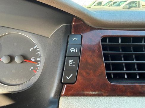 Used 2007 Chevrolet Impala LT w/ Preferred Equipment Group image 32