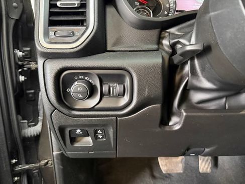 Used 2023 RAM 1500 Laramie AWD/4WD image 24