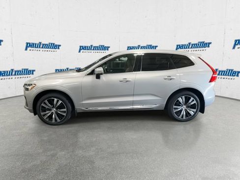 Used 2022 Volvo XC60 B5 Inscription AWD/4WD image 6