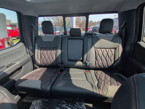 New 2026 Ford F250 Lariat w/ Black Appearance Package AWD/4WD image 24