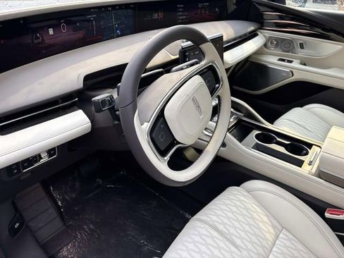 New 2026 Lincoln Nautilus Black Label w/ Jet Appearance Package AWD/4WD image 25