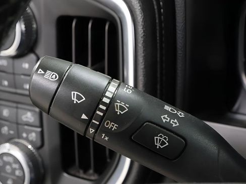 Used 2021 GMC Sierra 3500 Denali w/ Denali Ultimate Package image 18