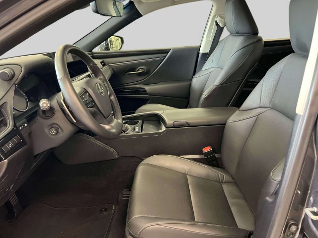Certified 2024 Lexus ES 300h w/ Premium Package FWD image 19