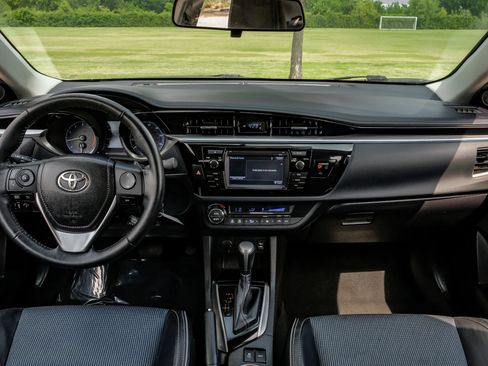 Used 2015 Toyota Corolla S FWD image 16