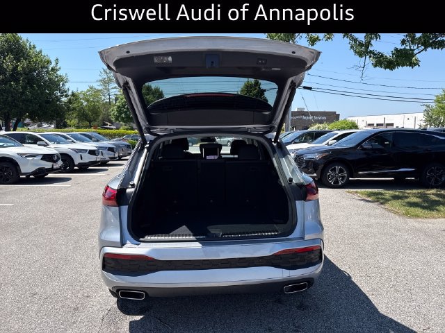 Certified 2025 Audi Q5 Premium w/ Convenience Package AWD/4WD image 13