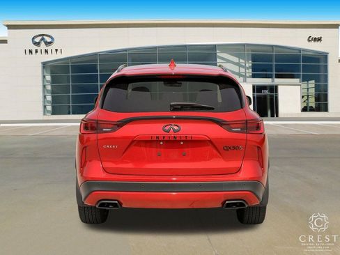 Used 2023 INFINITI QX50 Sport FWD image 4