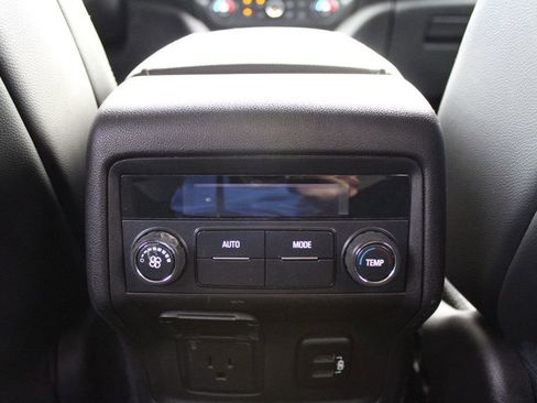 Used 2017 GMC Acadia SLT image 32