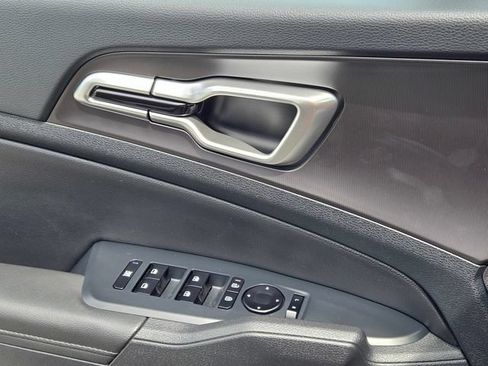 New 2026 Kia Sportage EX FWD image 15