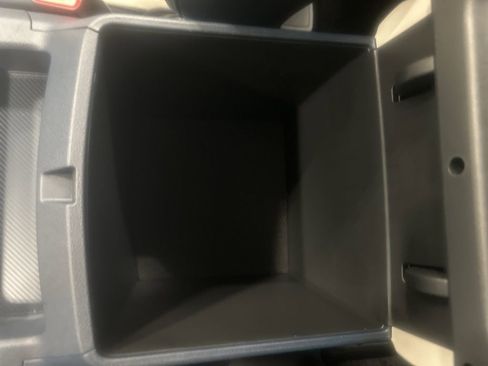 New 2026 Kia Carnival EX image 24