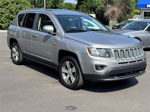 Used 2016 Jeep Compass High Altitude FWD image 5