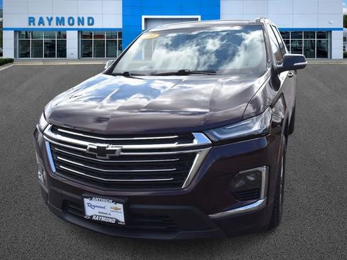 Used 2023 Chevrolet Traverse LT AWD/4WD image 8
