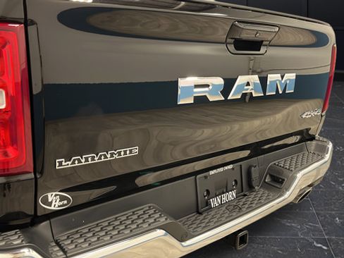Used 2025 RAM 1500 Laramie w/ Trailer Tow Group AWD/4WD image 41