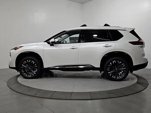 New 2026 Nissan Rogue Platinum w/ Platinum Premium Package AWD/4WD image 2