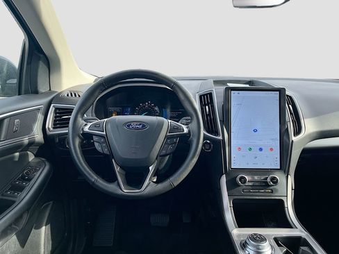 Used 2024 Ford Edge SEL image 22