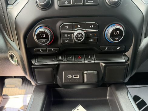 Certified 2021 Chevrolet Silverado 1500 LT Trail Boss w/ LPO, Dark Essentials Package AWD/4WD image 23