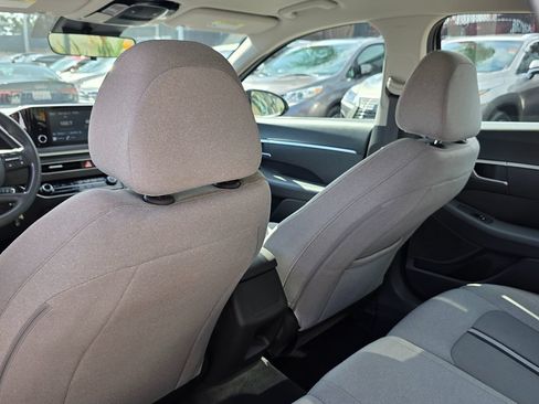 Used 2021 Hyundai Sonata SE FWD image 22