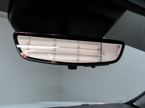 Used 2021 Cadillac Escalade ESV Sport Platinum AWD/4WD image 19