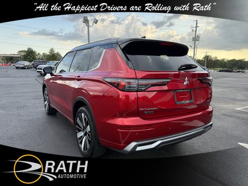 New 2025 Mitsubishi Outlander SEL image 7