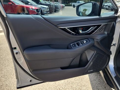 Used 2021 Subaru Outback Limited AWD/4WD image 21