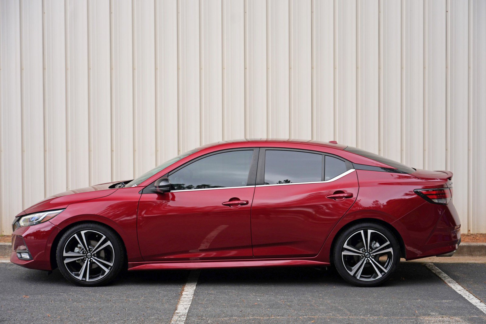 Used 2020 Nissan Sentra SR w/ Premium Package FWD image 44
