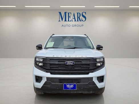 Used 2025 Ford Expedition Max Active image 8