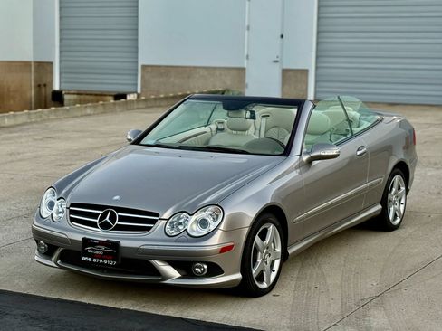 Used 2007 Mercedes-Benz CLK 550 Cabriolet image 2