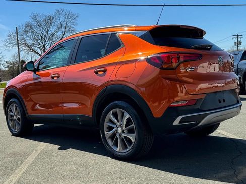 Used 2022 Buick Encore GX Select w/ Experience Buick Package image 6