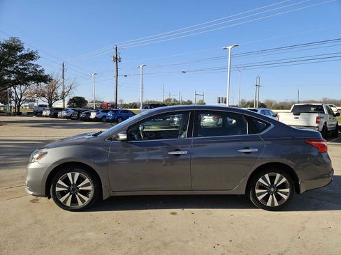 Used 2016 Nissan Sentra SL image 4