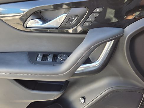 Used 2023 Chevrolet Blazer Premier w/ Driver Confidence II Package FWD image 28