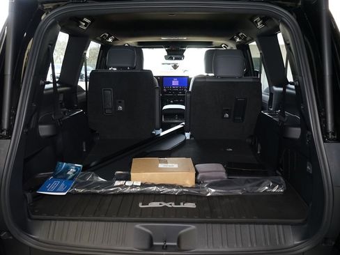 Used 2026 Lexus GX 550 image 30