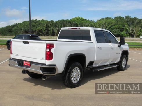 Used 2025 Chevrolet Silverado 2500 LT AWD/4WD image 6