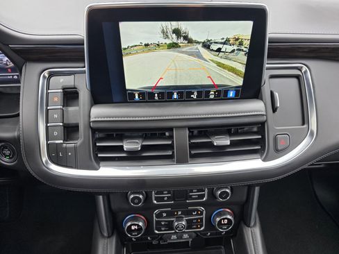 Used 2023 Chevrolet Tahoe Z71 w/ Off-Road Capability Package image 12