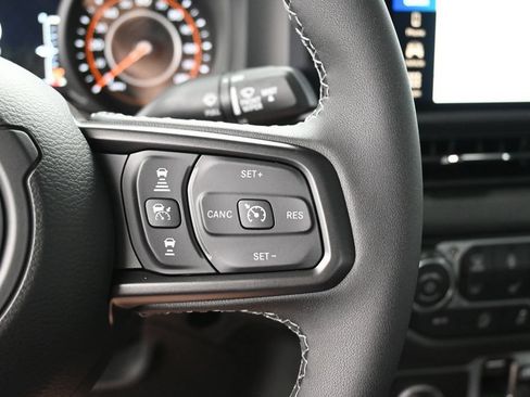 New 2026 Jeep Gladiator Sport AWD/4WD image 25