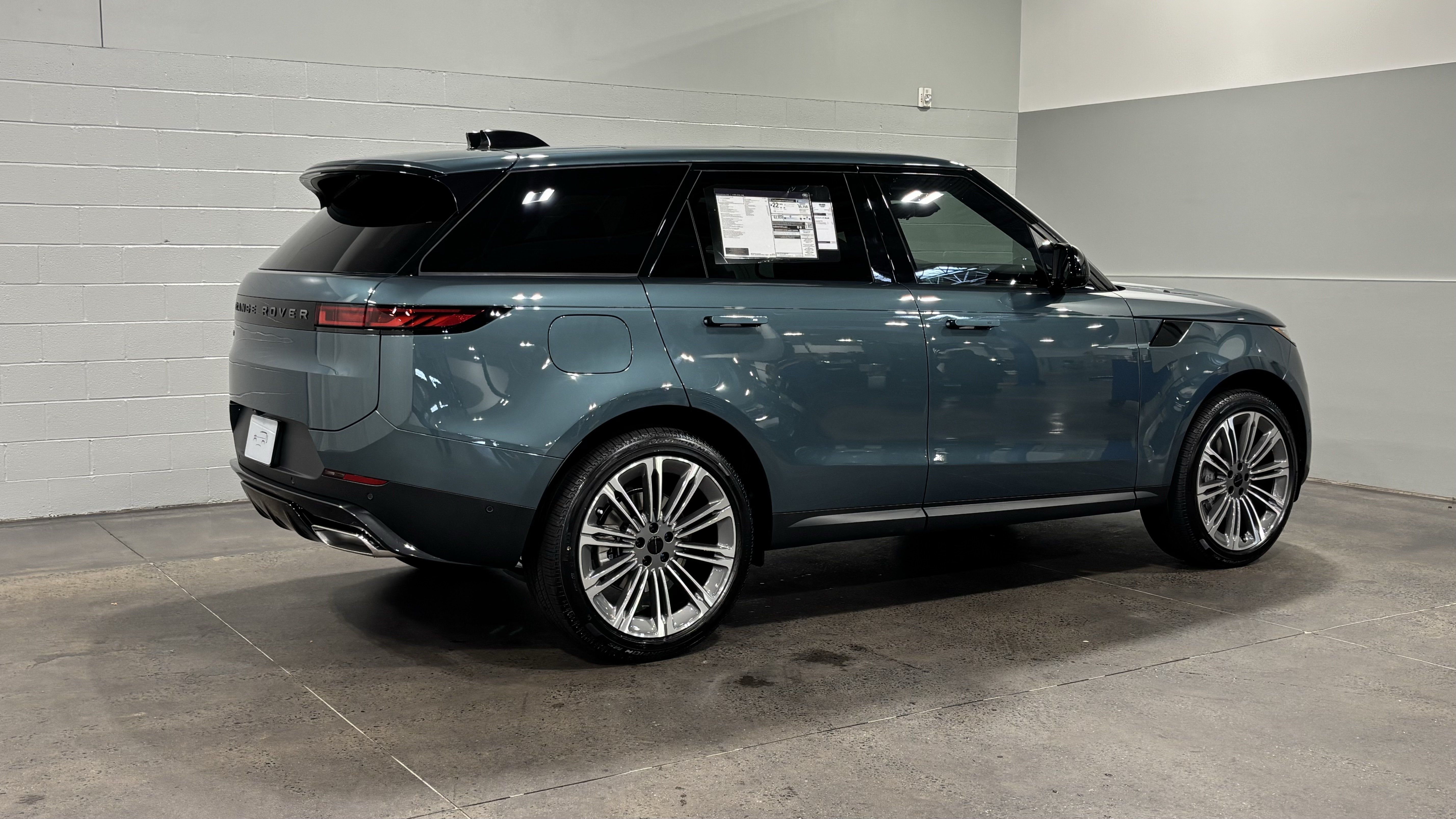 New 2026 Land Rover Range Rover Sport SE AWD/4WD image 2