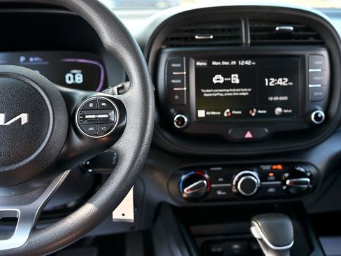 Used 2024 Kia Soul LX w/ Option Group 015 image 23