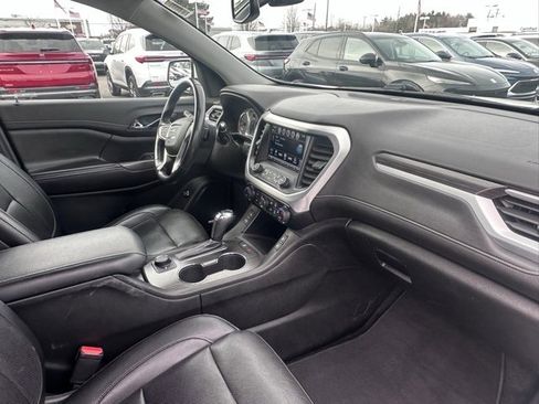 Used 2019 GMC Acadia SLT image 18