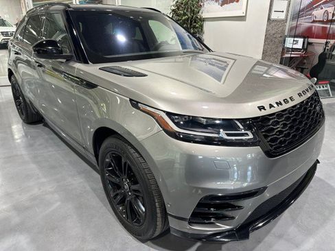 Used 2019 Land Rover Range Rover Velar R-Dynamic SE AWD/4WD image 12