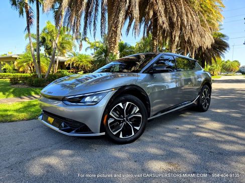 Used 2022 Kia EV6 Wind RWD image 5