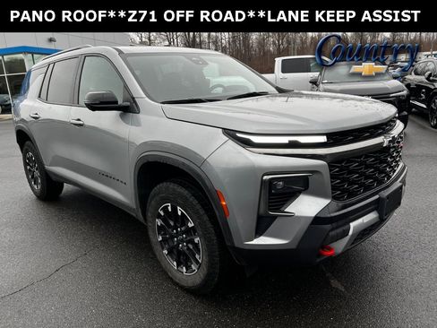 Certified 2024 Chevrolet Traverse Z71 image 1