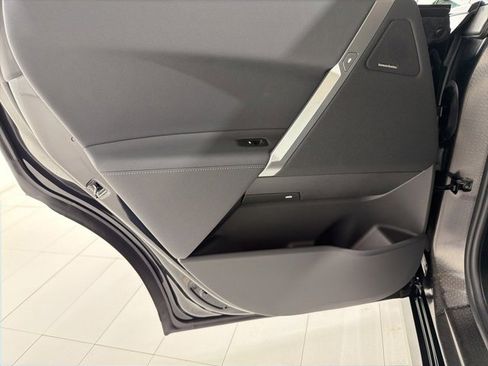 Used 2026 BMW iX xDrive45 w/ M Sport Package image 15