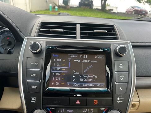 Used 2017 Toyota Camry XLE w/ Protection Package (Q2) FWD image 16