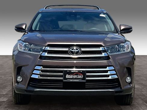 Used 2018 Toyota Highlander Limited Platinum AWD/4WD image 5