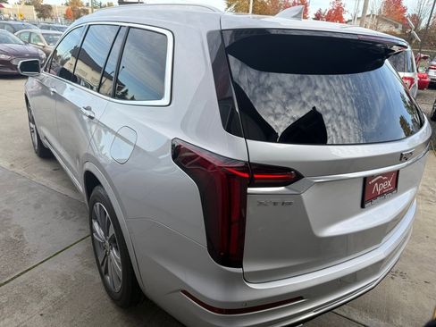 Used 2020 Cadillac XT6 Premium Luxury FWD image 4