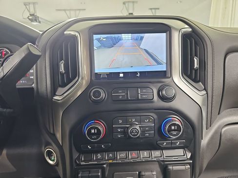 Used 2019 Chevrolet Silverado 1500 RST image 27