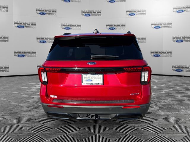 Used 2025 Ford Explorer ST-Line AWD/4WD image 4