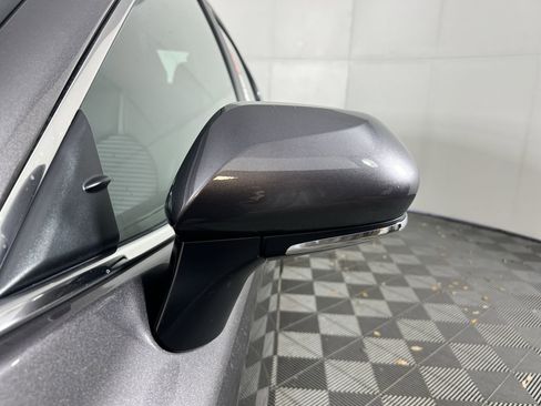 Used 2023 Toyota Camry SE w/ Convenience Package image 13