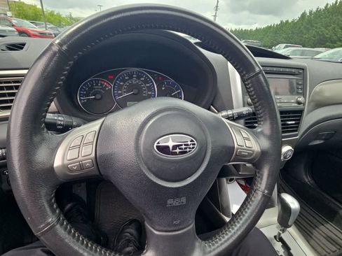 Used 2010 Subaru Forester 2.5X Limited AWD/4WD image 7