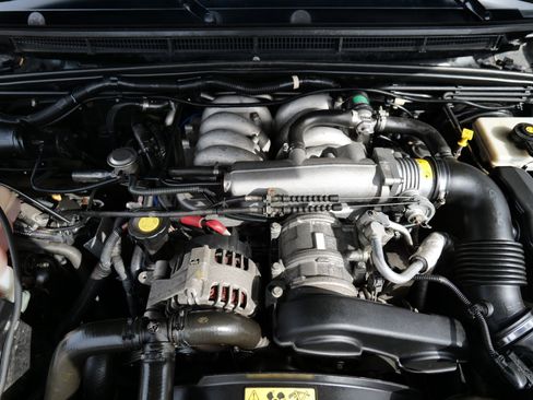 Used 2004 Land Rover Discovery SE image 50